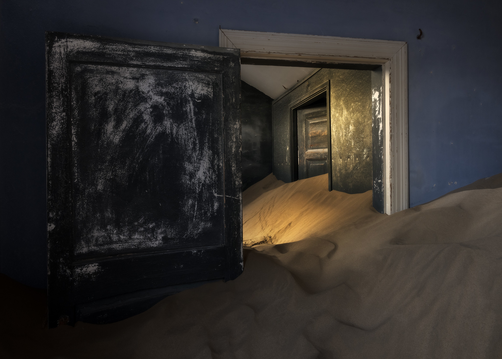 muench workshops namibia blue room