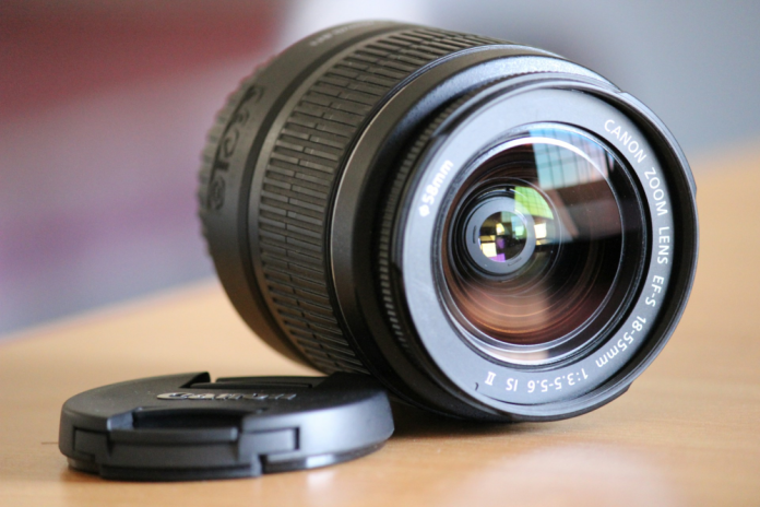 Canon 18-55 mm lens on a table